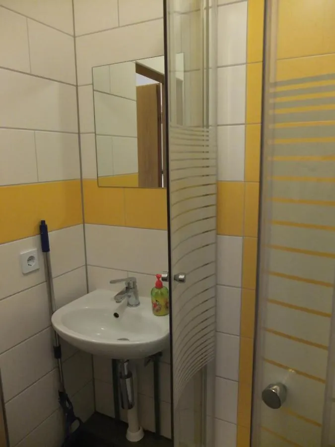 Wohnung In Der Zentrale Lage Bis Zu 5 Personen Leipzig