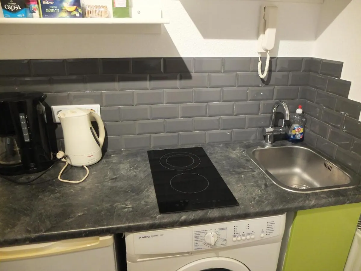 Wohnung In Der Zentrale Lage Bis Zu 5 Personen Leipzig Germany