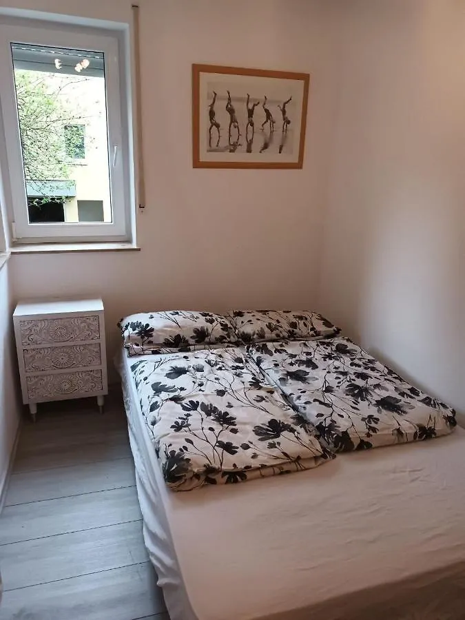 Wohnung In Der Zentrale Lage Bis Zu 5 Personen Leipzig 0*,